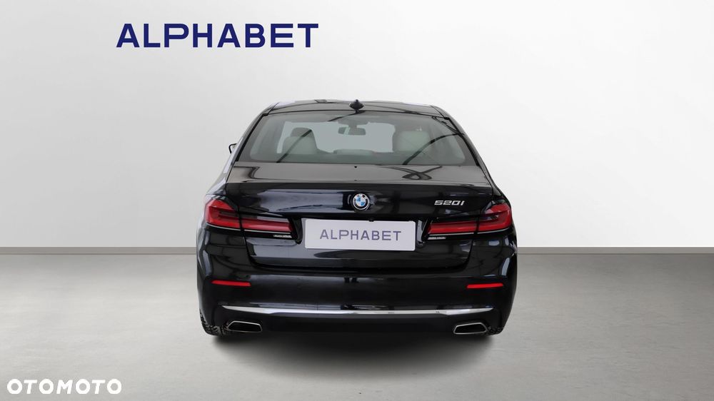 BMW Seria 5 520i Luxury Line - 4