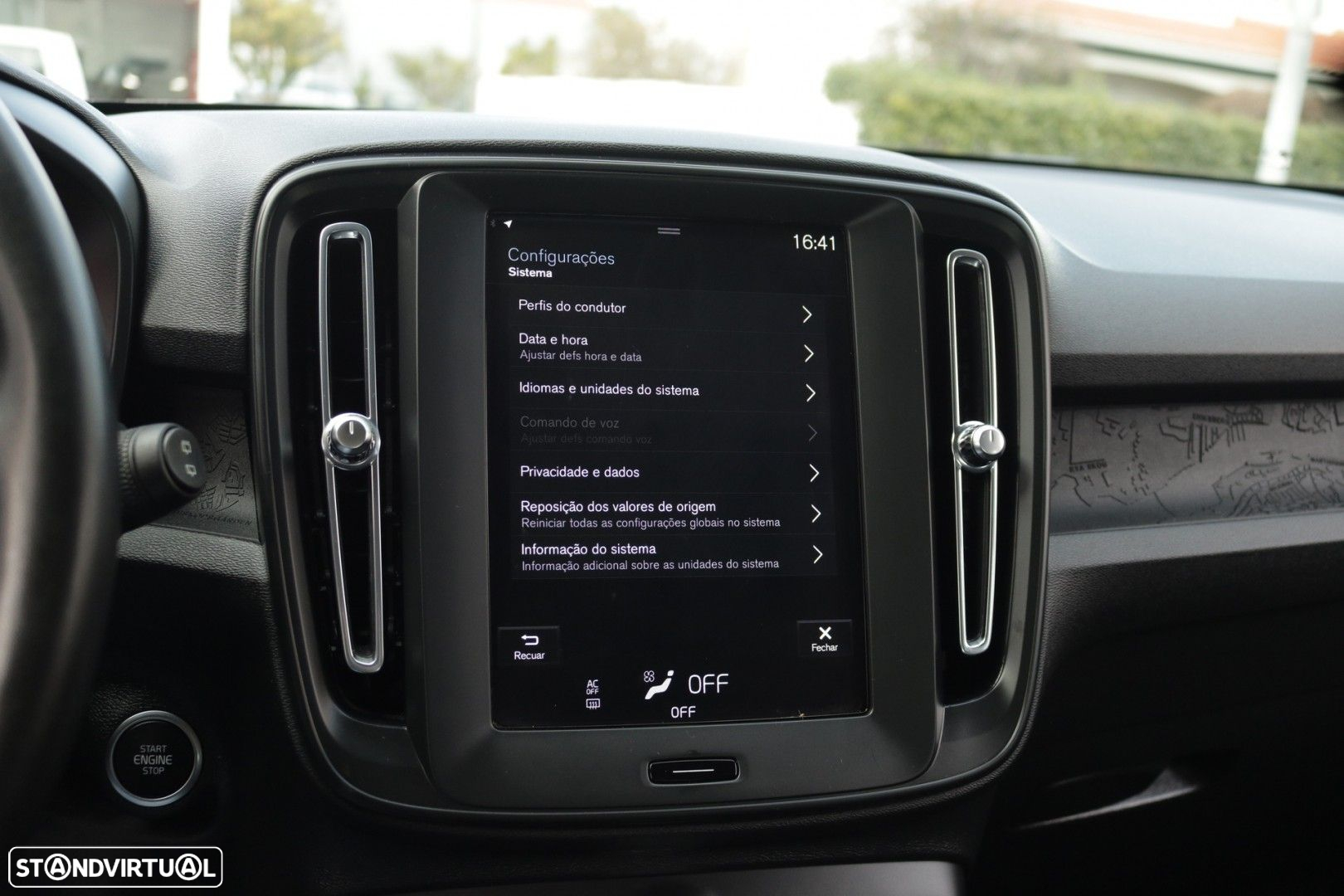 Volvo XC 40 1.5 T2 Momentum Core - 51