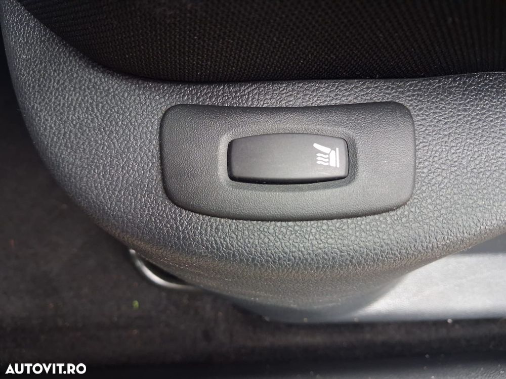 Renault Clio TCe 90 EVOLUTION - 15