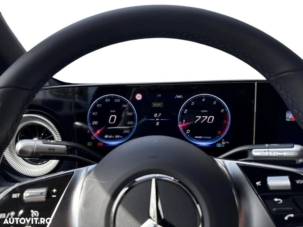 Mercedes-Benz CLA 180 - 8