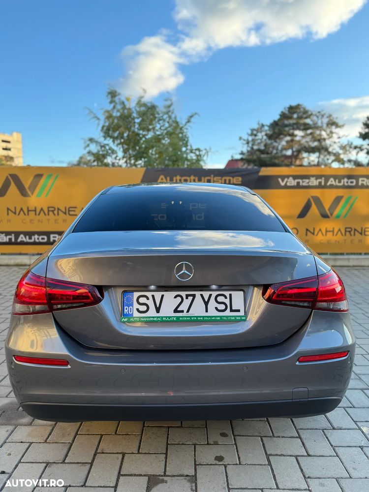 Mercedes-Benz A 180 d 7G-DCT - 12