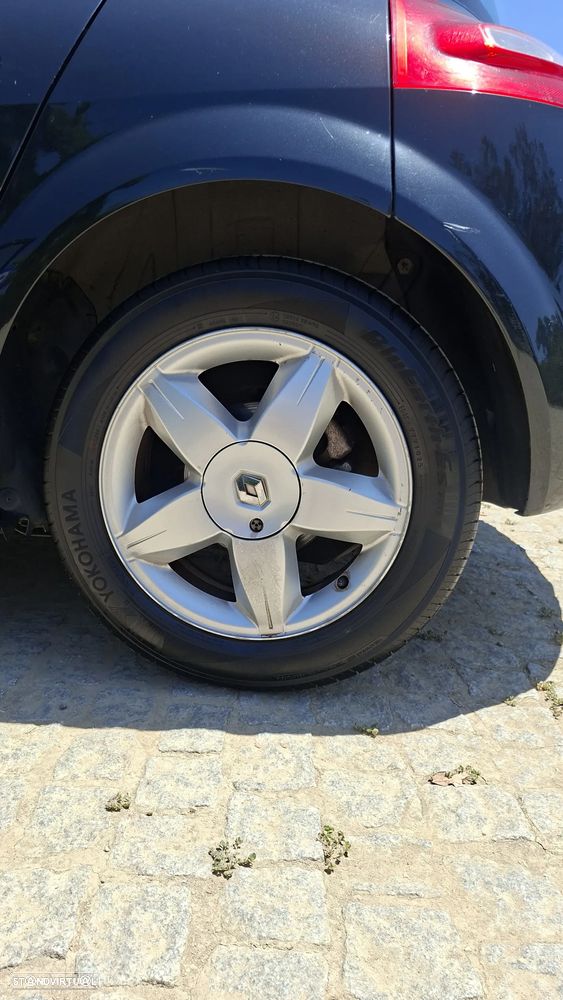 Renault Mégane 1.5 dCi Extreme - 9