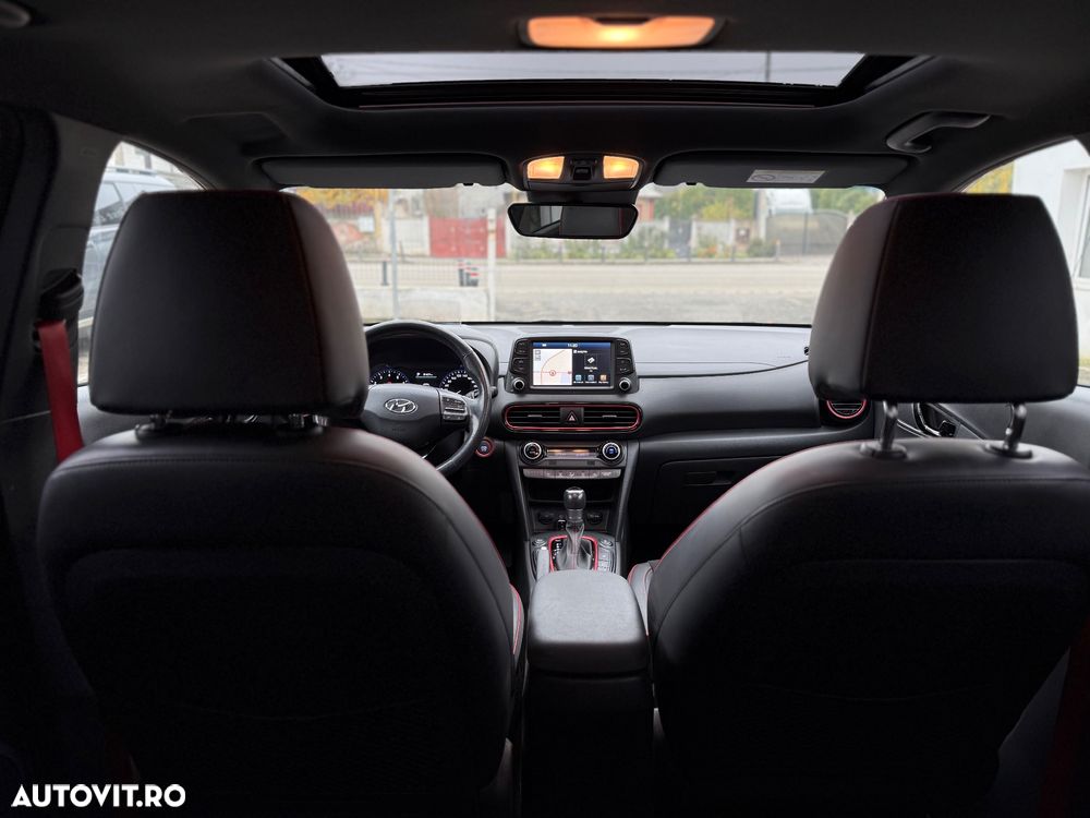 Hyundai KONA 1.6 T-GDI 4WD Aut. Premium - 10