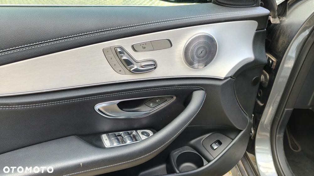 Mercedes-Benz Klasa E 220 d 4-Matic AMG - 13