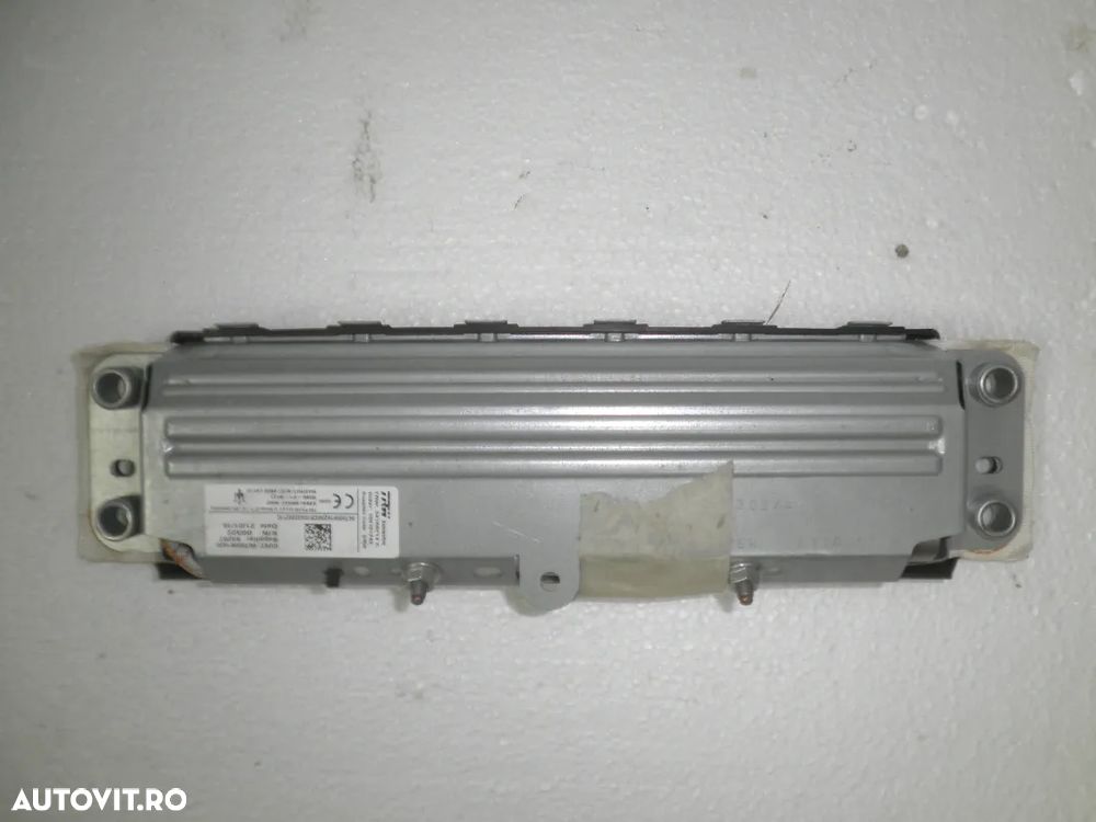 Airbag genunchi sofer Maserati Ghibli 2016 06700081620 - 2