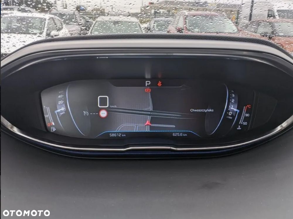 Peugeot 3008 1.2 PureTech Allure S&S EAT8 - 7