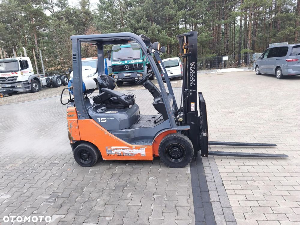 Toyota 02-8FG15 2009 rok gaz automat przesuw boczny nowy akumulator LPG - 1