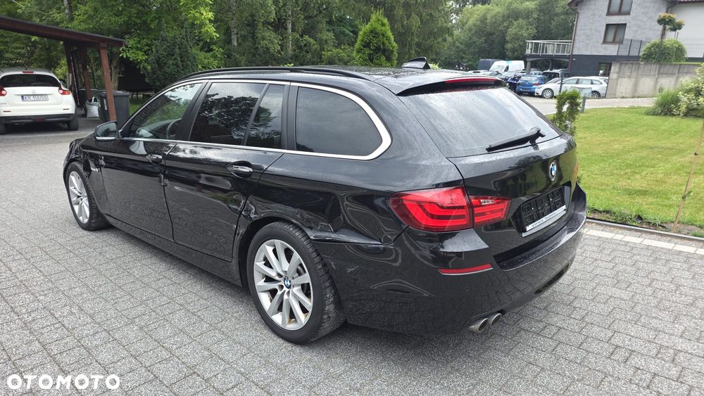 BMW Seria 5 525d - 15