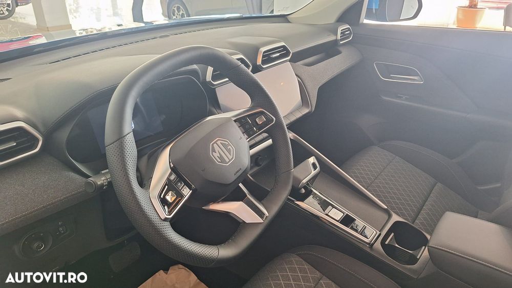 MG ZS HEV 1.5 GSI AT Excite - 7