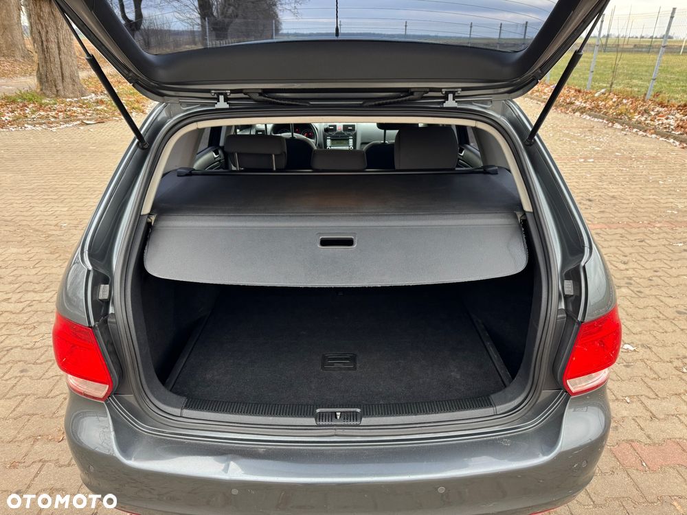 Volkswagen Golf - 20