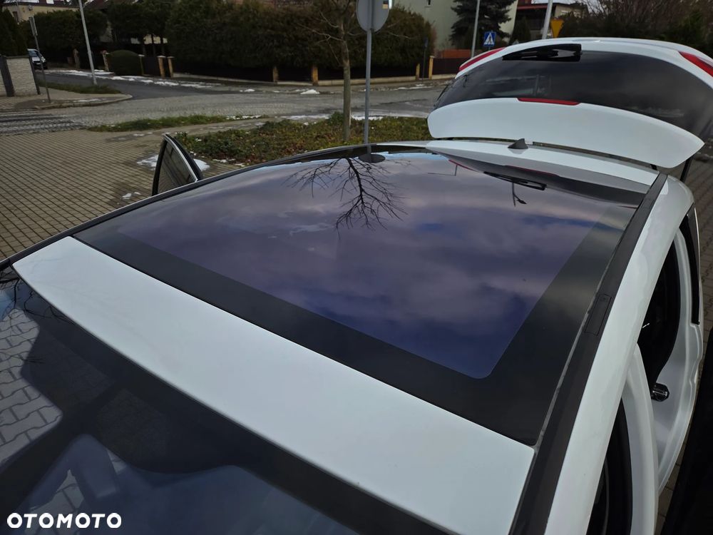 Ford S-Max 2.0 TDCi DPF Ambiente - 32