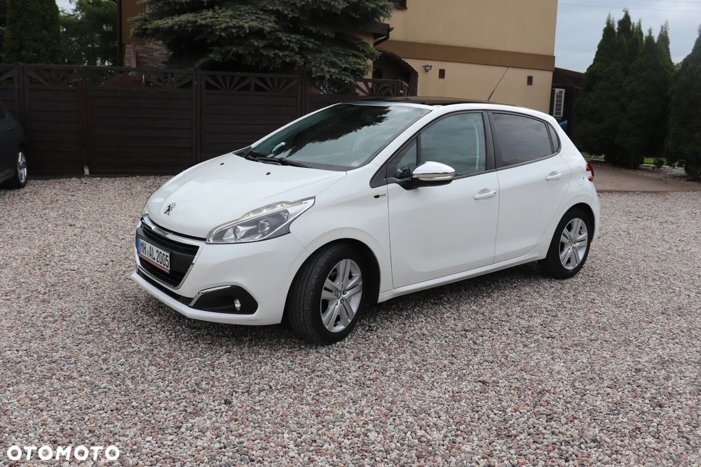 Peugeot 208 82 VTI Allure - 11