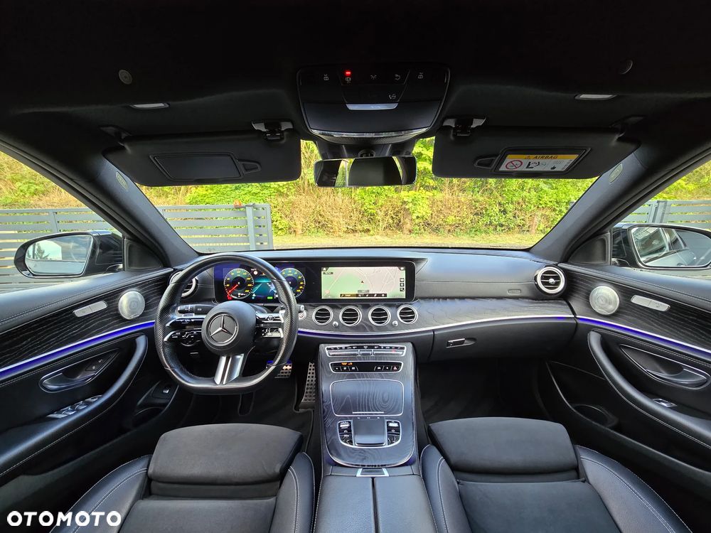 Mercedes-Benz Klasa E 300 de AMG - 8