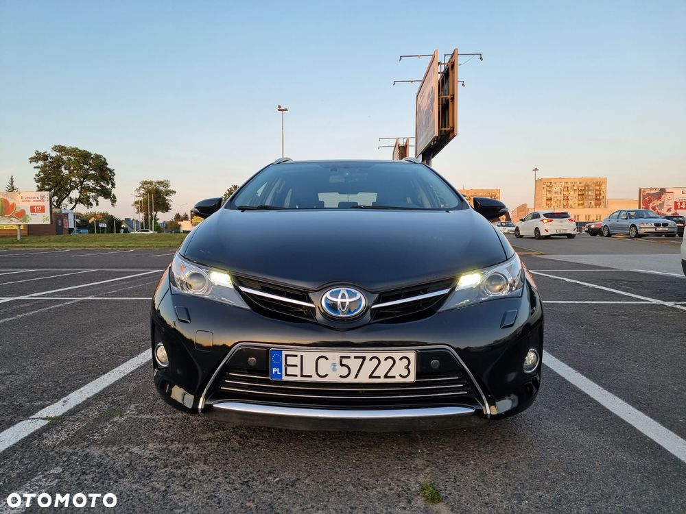 Toyota Auris - 1