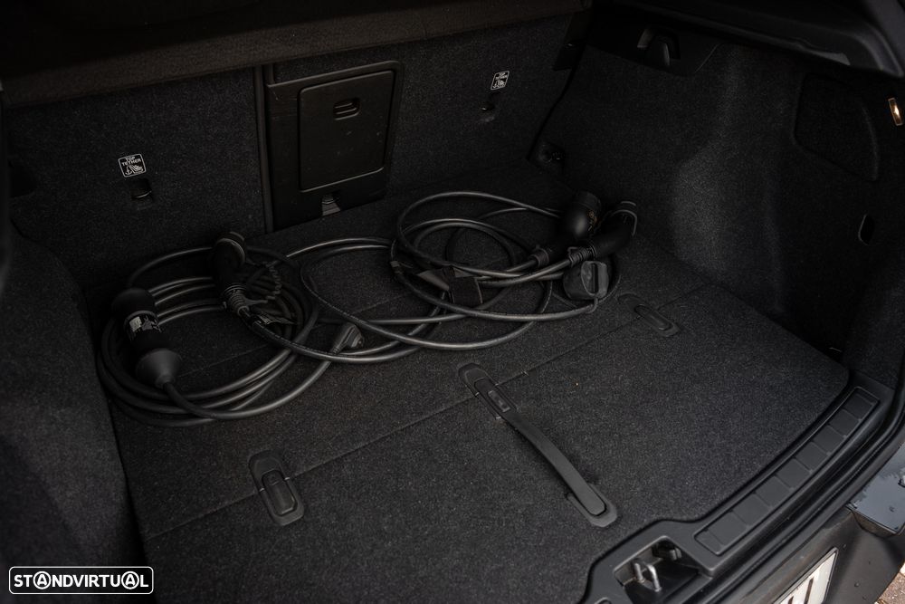 Volvo XC 40 Recharge 69 kWh Single Motor Plus - 32