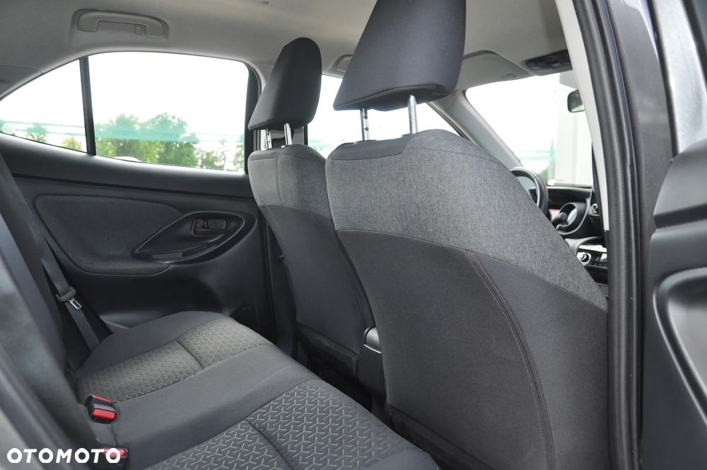 Toyota Yaris Cross Hybrid 1.5 Comfort - 28