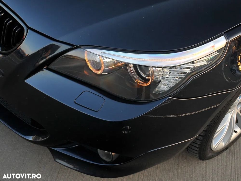 BMW Seria 5 520d Aut. Special Edition - 14