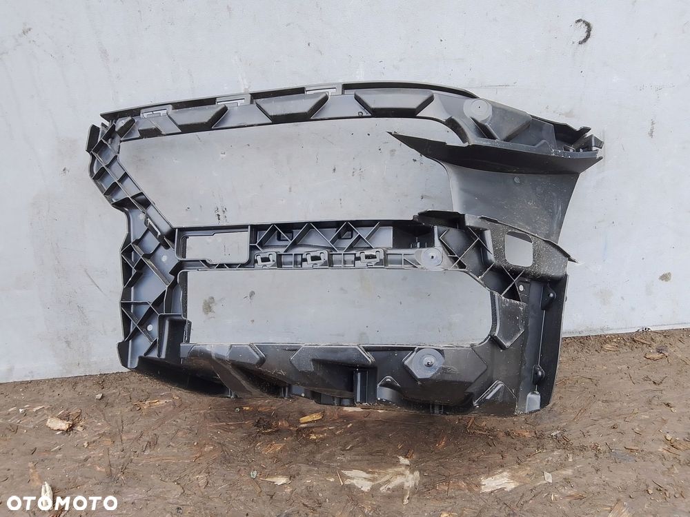 ślizg zderzaka lewy tył vw crafter ii 7c0807723b - 1