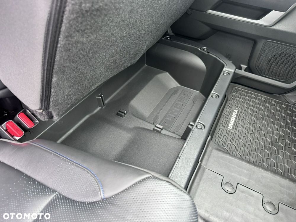 Toyota Tundra - 22