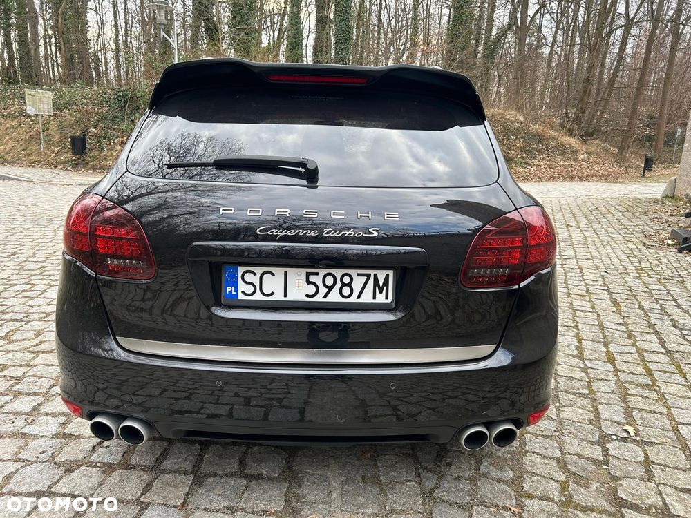 Porsche Cayenne - 12
