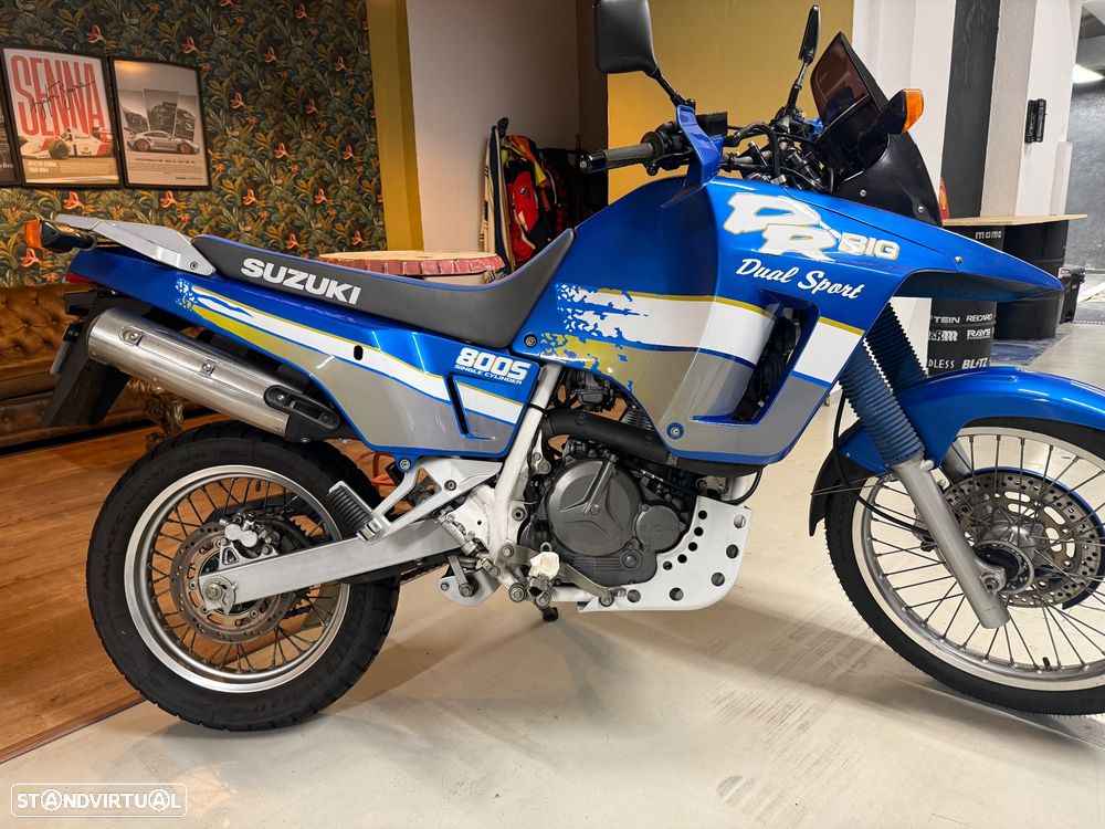 Suzuki DR 800 Big - 11