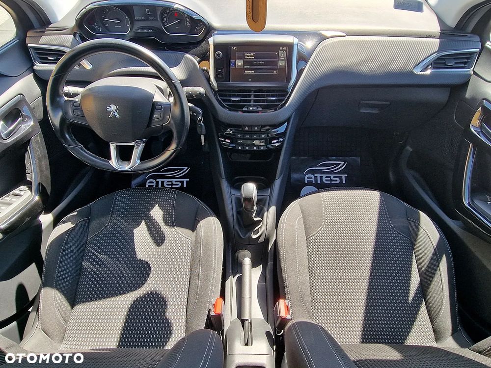 Peugeot 208 1.6 BlueHDi Active S&S - 9