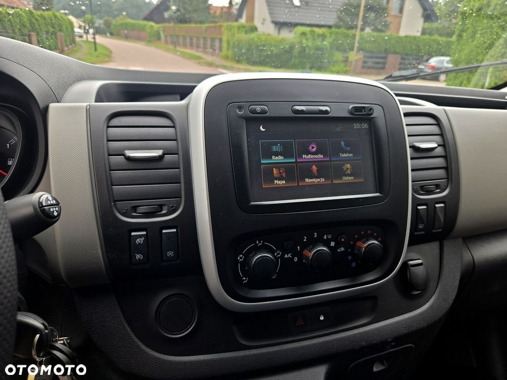 Renault Trafic - 12