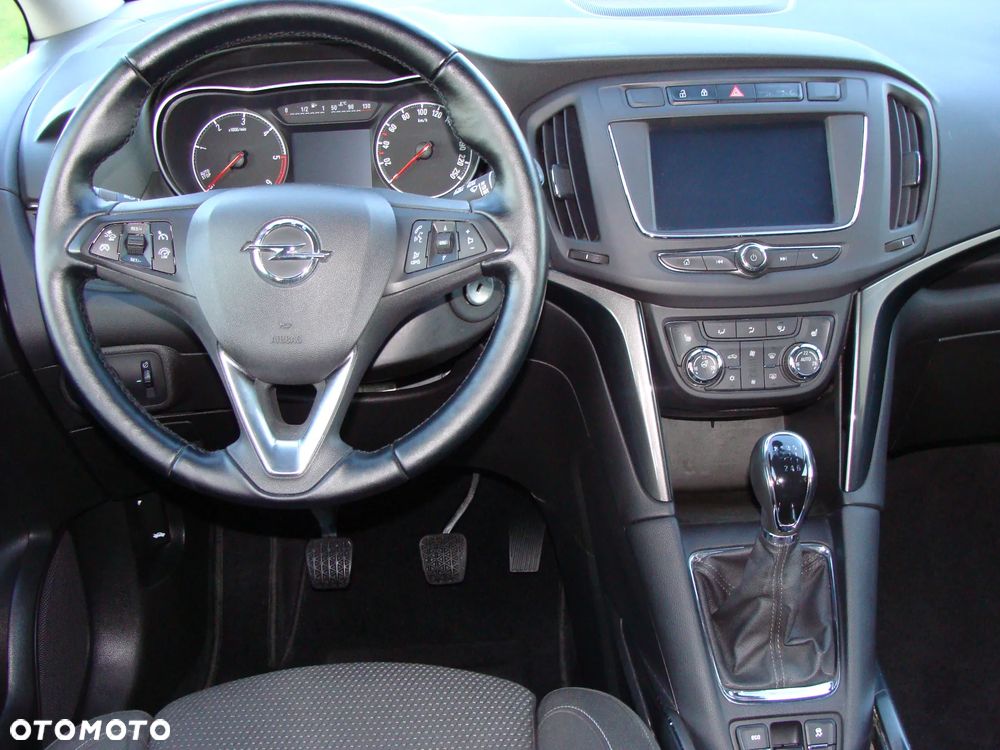 Opel Zafira - 15