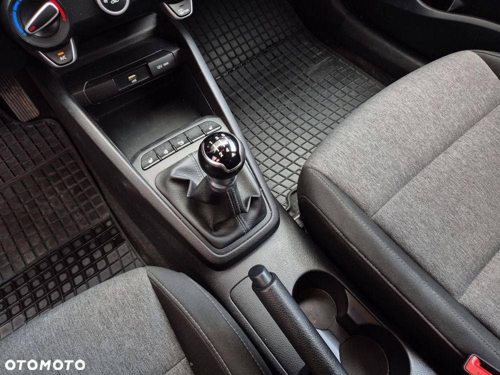 Kia Stonic 1.2 M - 16