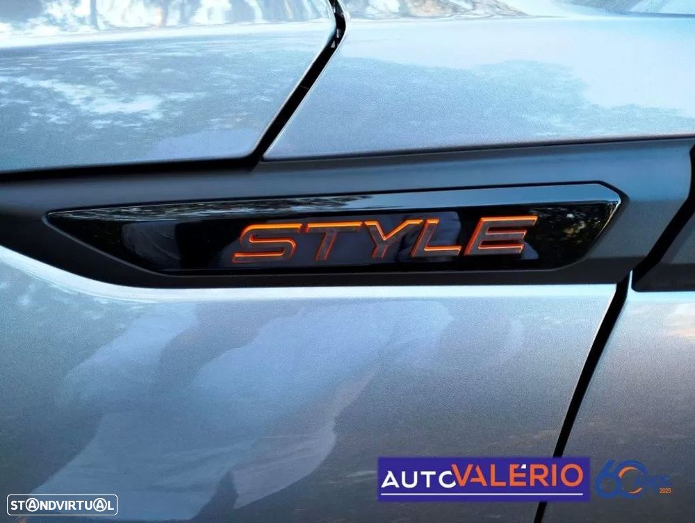 Peugeot 2008 1.2 PureTech Style - 13