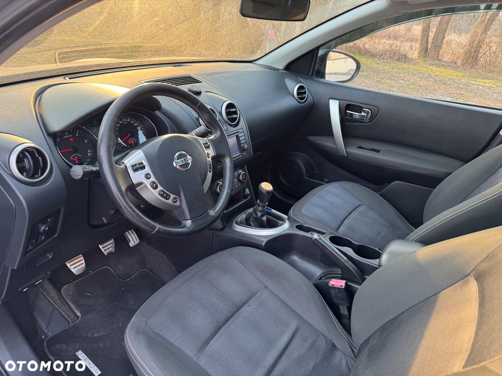 Nissan Qashqai+2 2.0 dCi DPF tekna - 19