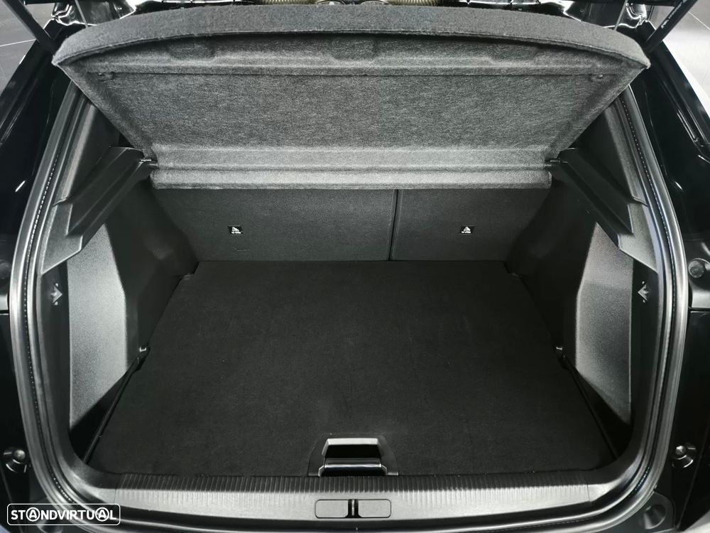 Peugeot 2008 1.5 BlueHDi GT Pack EAT8 - 53