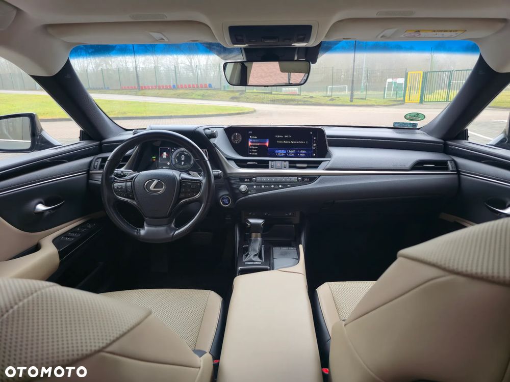 Lexus ES 300h Elegance - 3