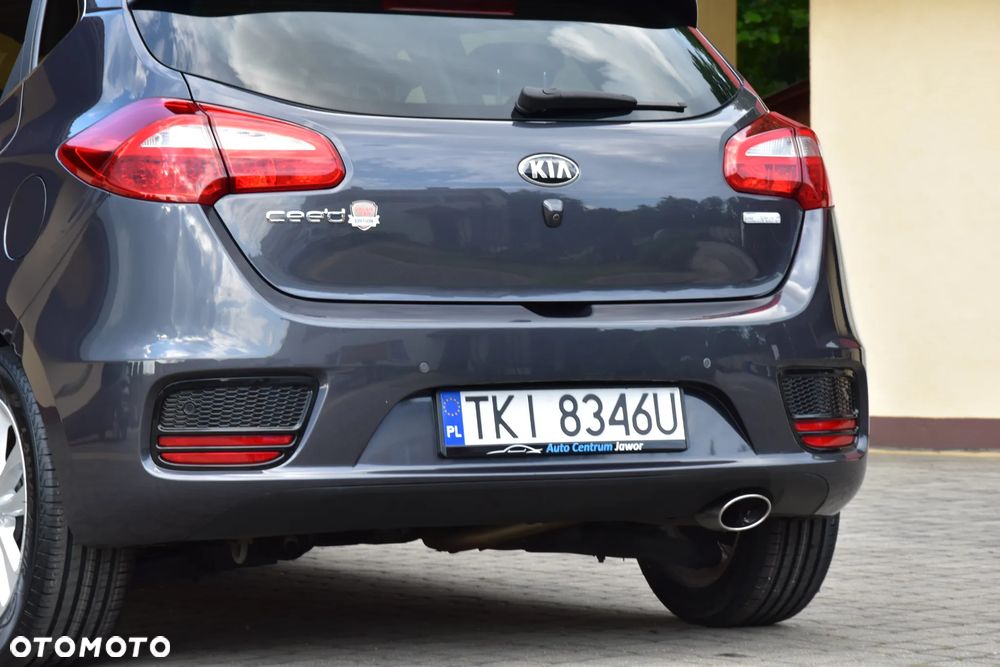 Kia Ceed 1.4 CVVT Dream-Team Edition - 12
