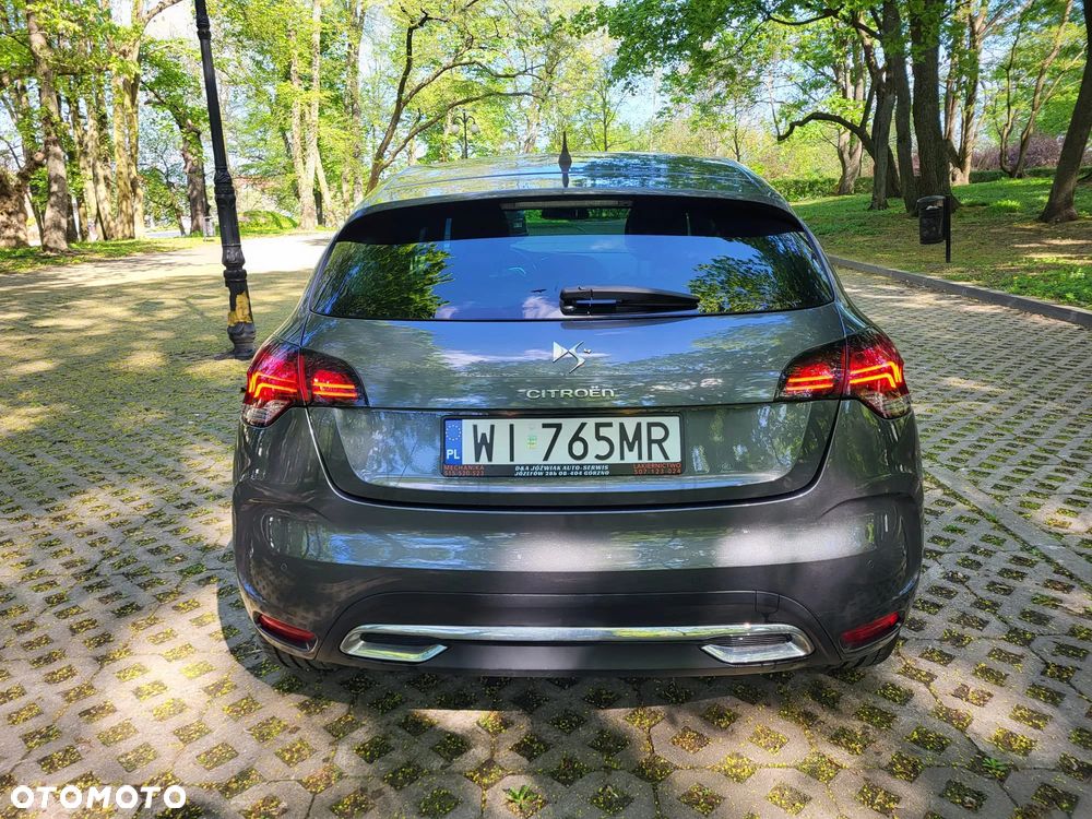 Citroën DS4 1.6 THP SportChic - 11