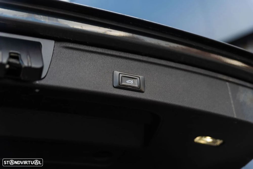 Audi A4 Avant 2.0 TDI multitronic Sport - 29