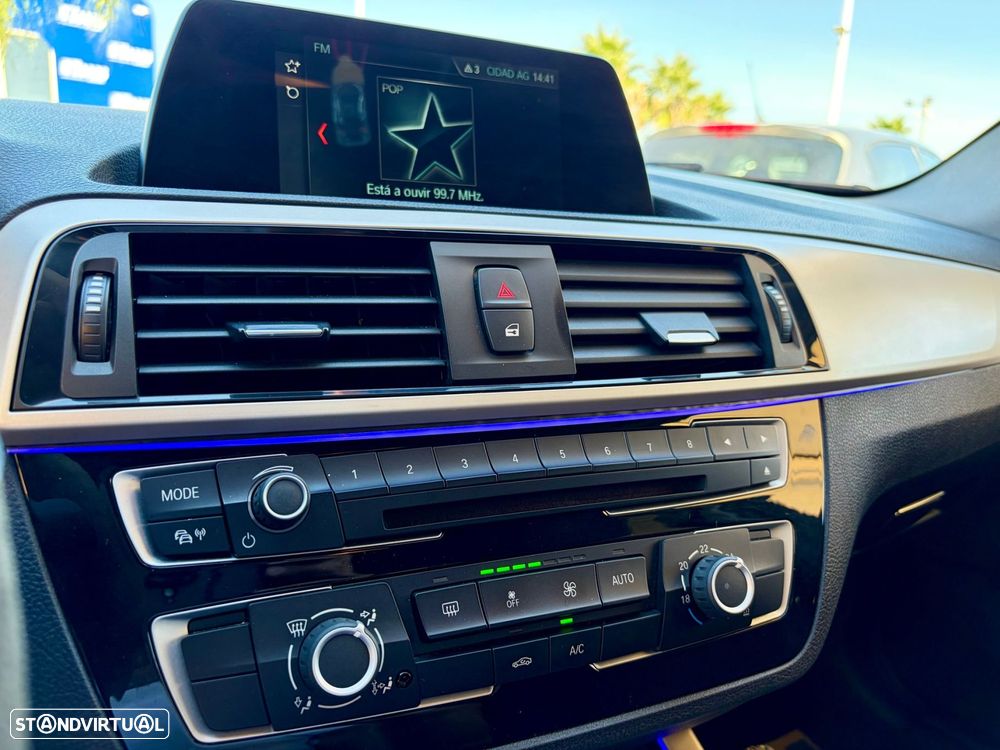 BMW 116 d Pack Desportivo M - 16