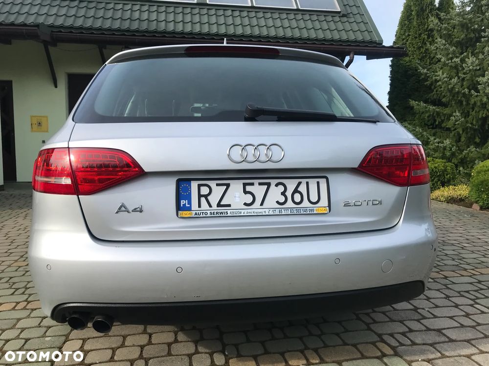 Audi A4 Avant 2.0 TDI DPF Ambiente - 11