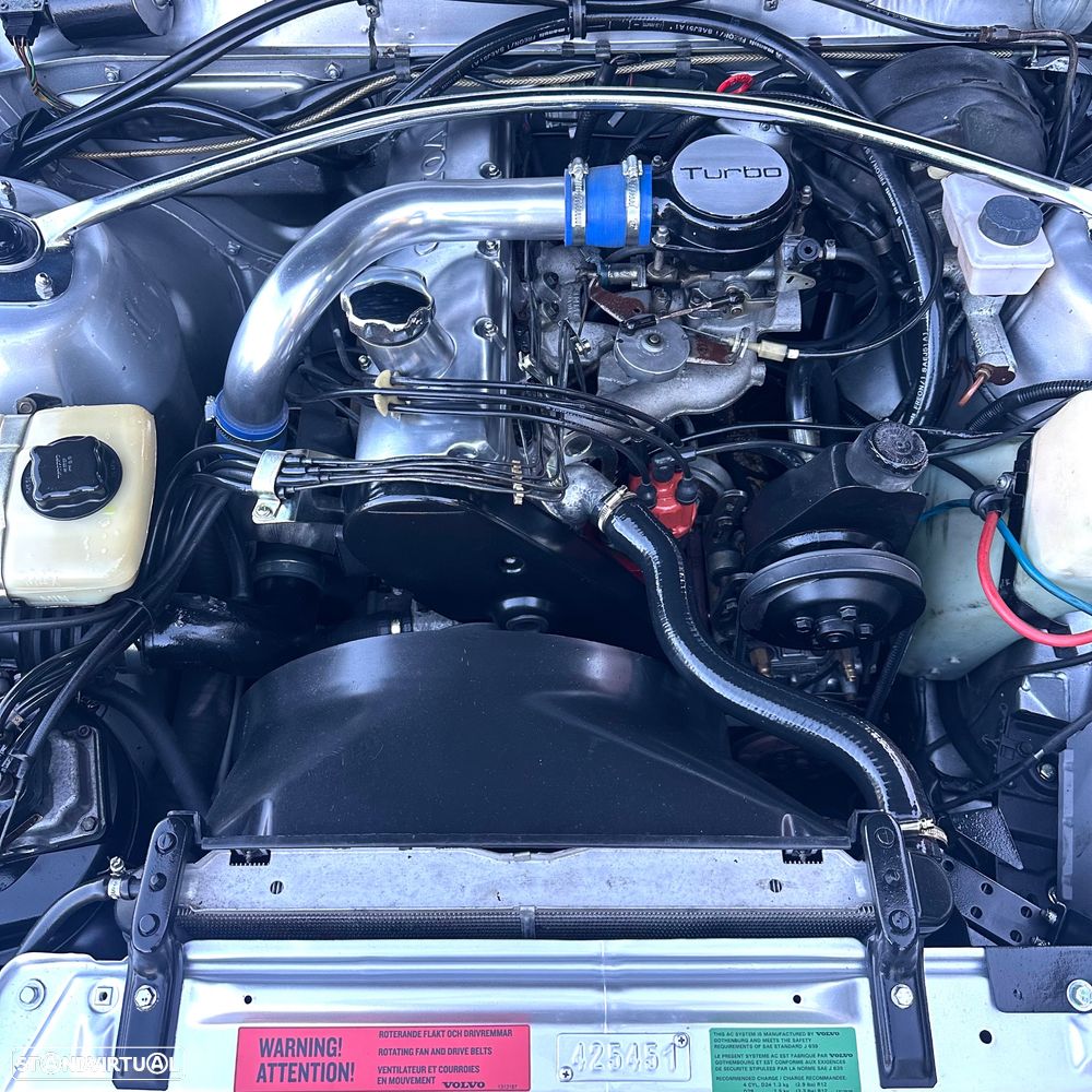Volvo 245 - 22