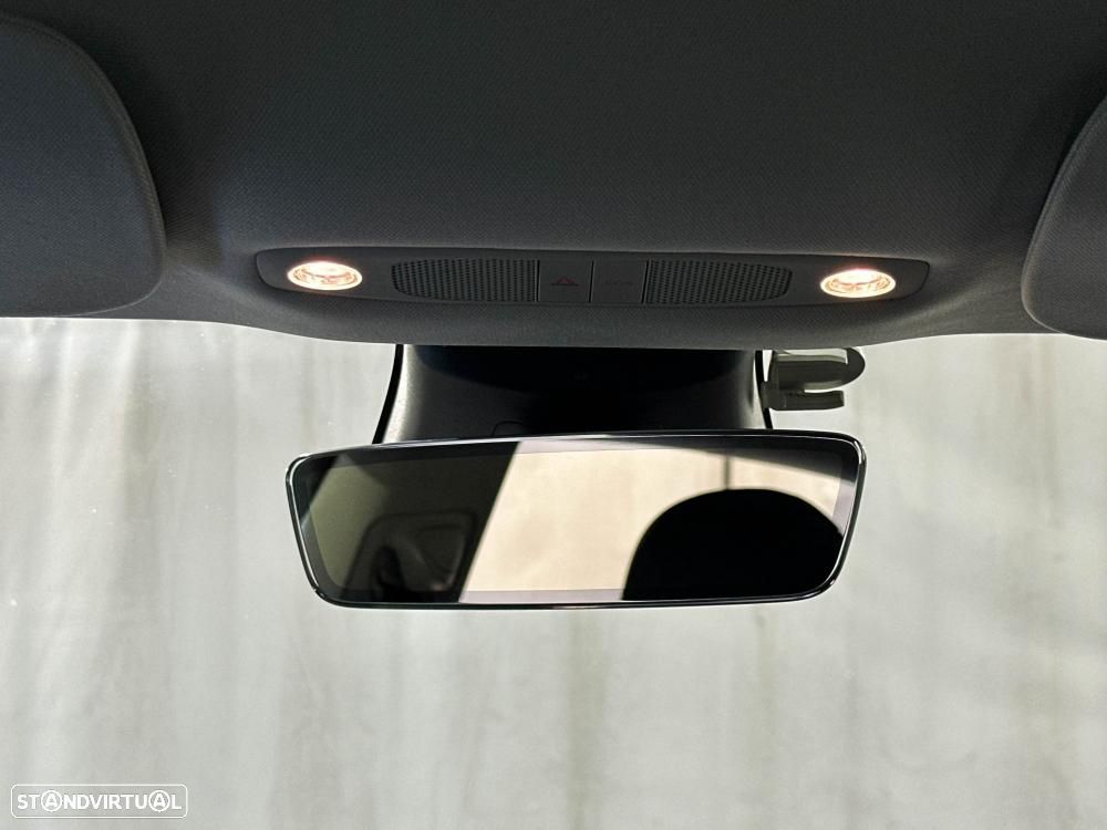 Tesla Model 3 Performance Dual Motor AWD - 26