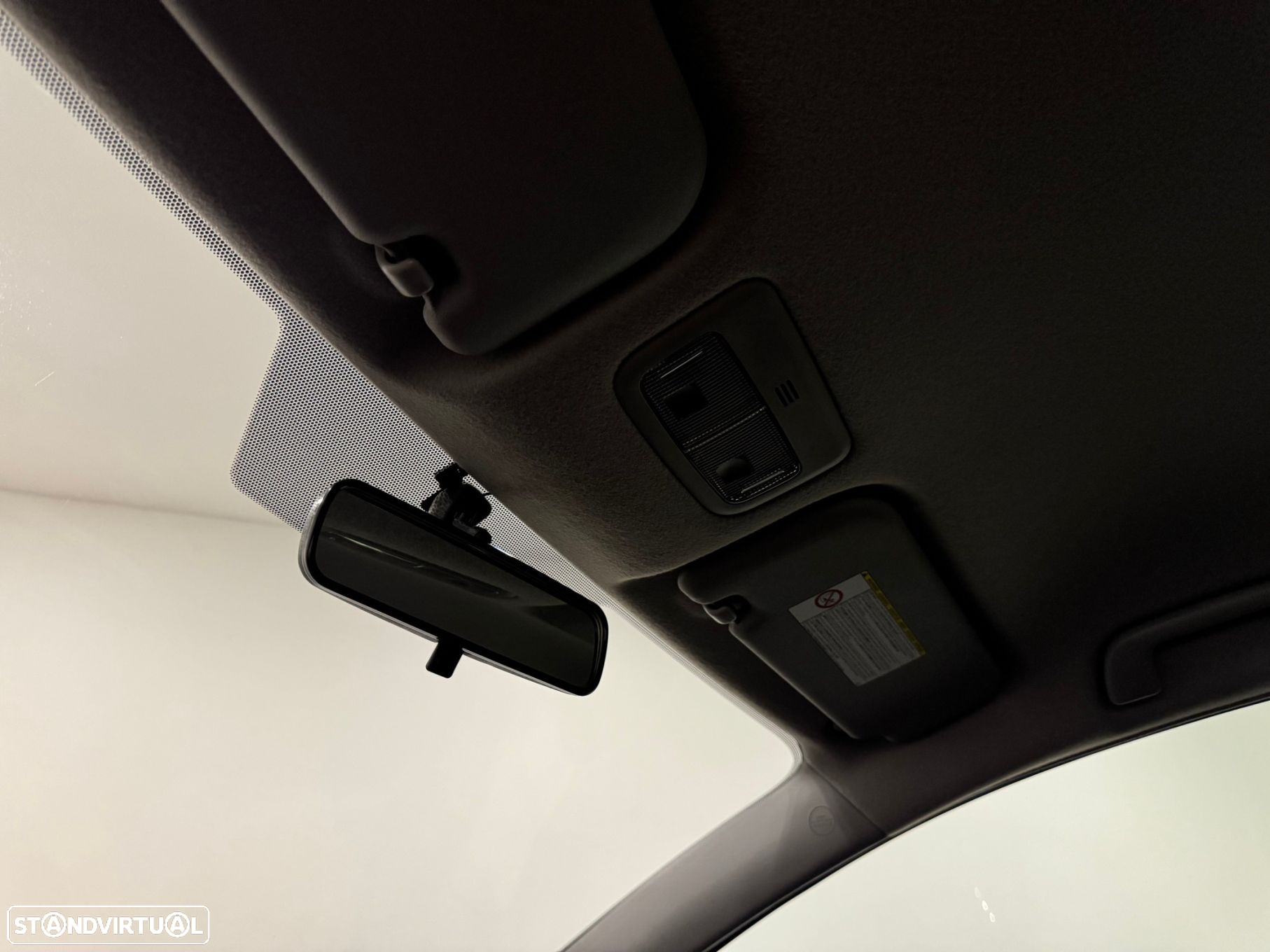 Toyota Yaris 1.0 VVT-i AC - 38