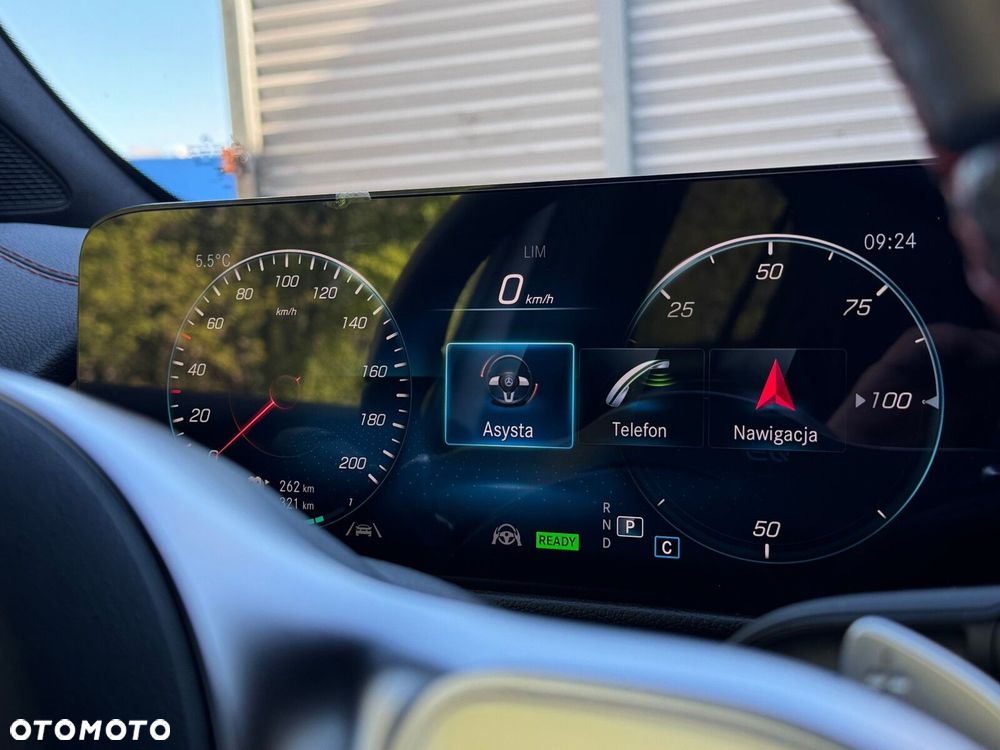 Mercedes-Benz EQB 300 66.5kWh 4-Matic AMG Line 7os - 28