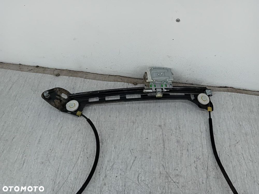 PODNOŚNIK SZYBY PRAWY PRZÓD VW PASSAT CC 3C8837462J 1K0959792P - 2