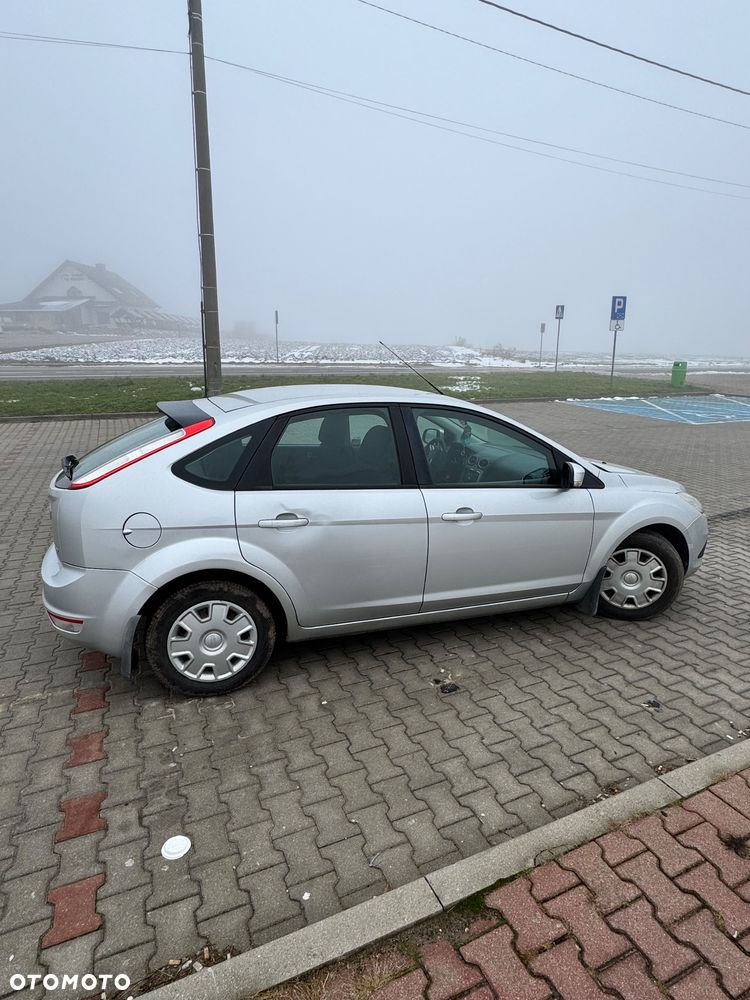 Ford Focus 1.6 TDCi Ambiente - 4