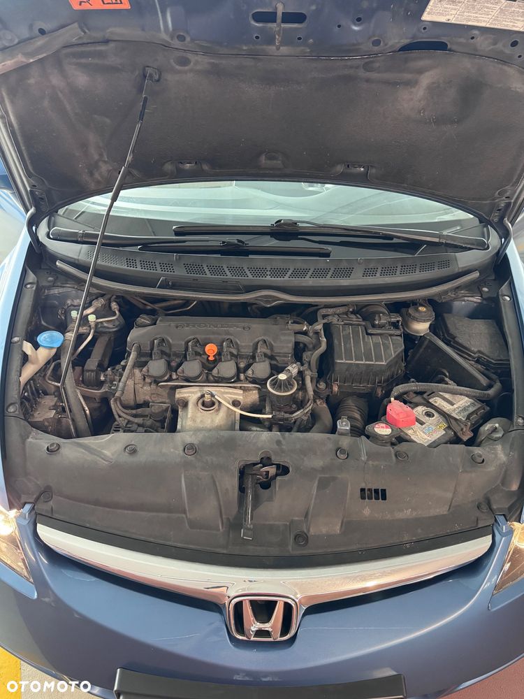 Honda Civic 1.8 Comfort - 18
