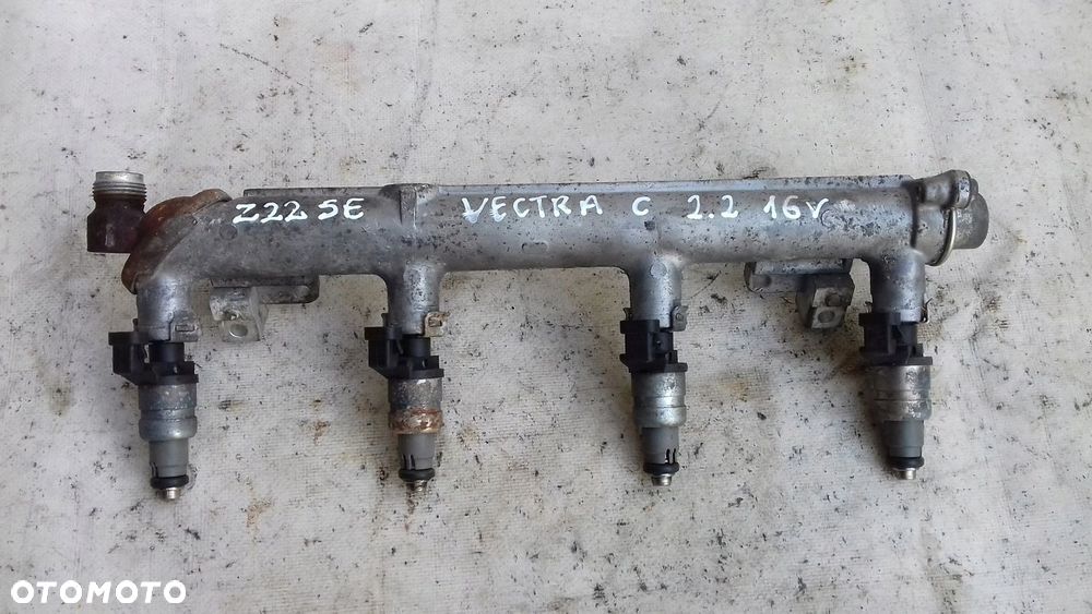 LISTWA WTRYSKOWA 12574825 12564446 OPEL VECTRA C SIGNUM 2.2 16V Z22SE 02- - 1