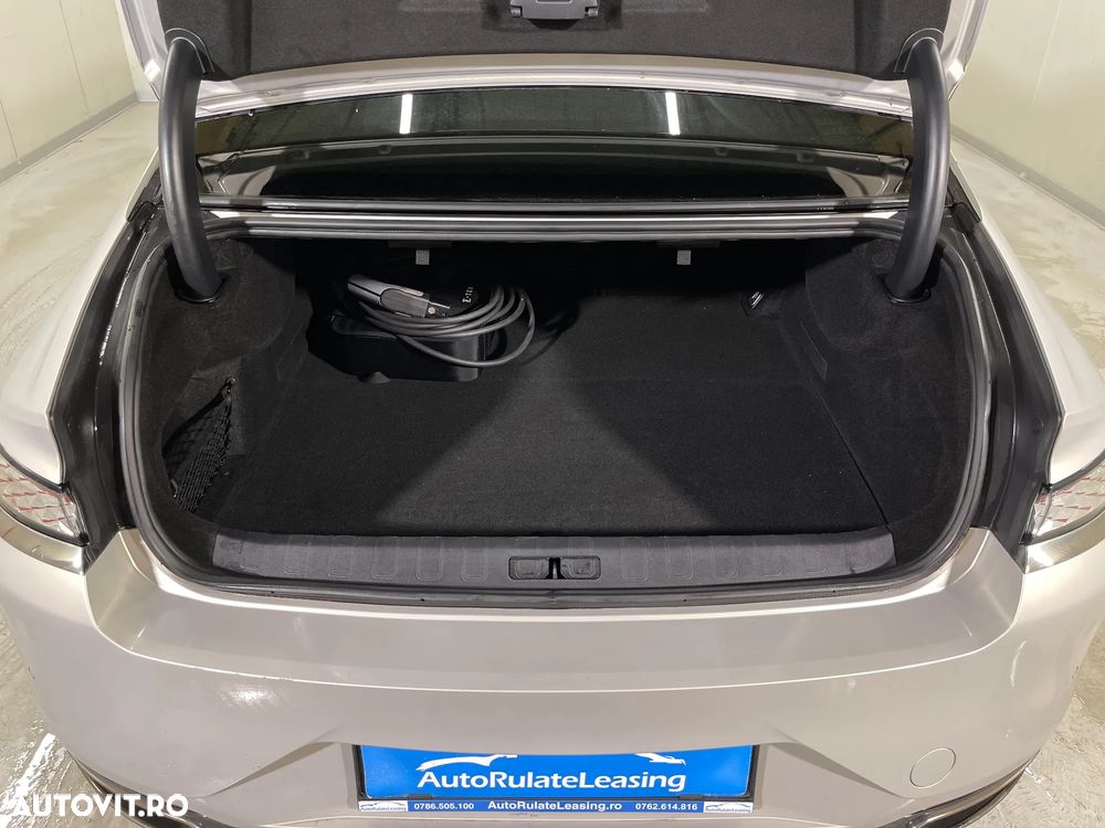 DS Automobiles DS 9 1.6 PHeV FWD 250 EAT8 PERFORMANCE Line + - 14