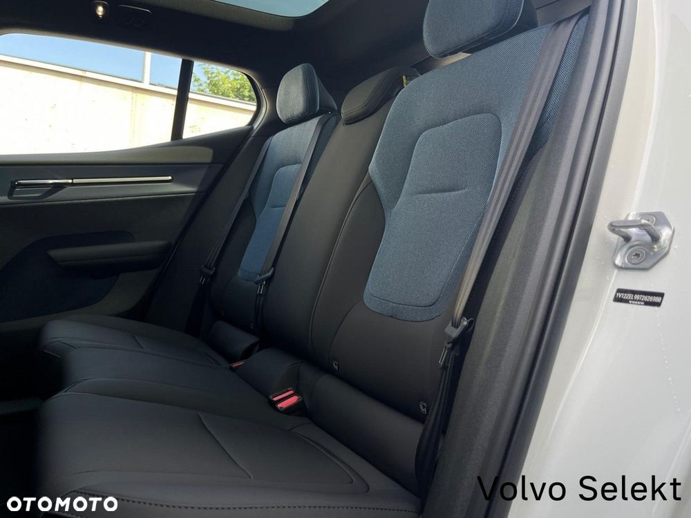 Volvo EX30 - 17