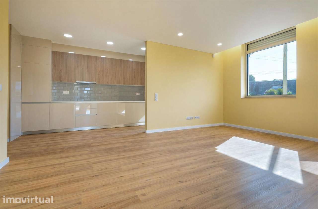 Apartamento T1 Totalmente Renovado – Conforto e Modernidade - Grande imagem: 2/27