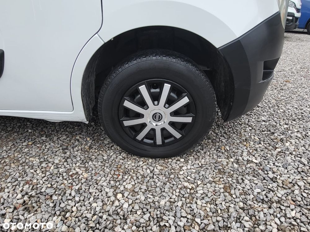 Nissan NV400 - 27